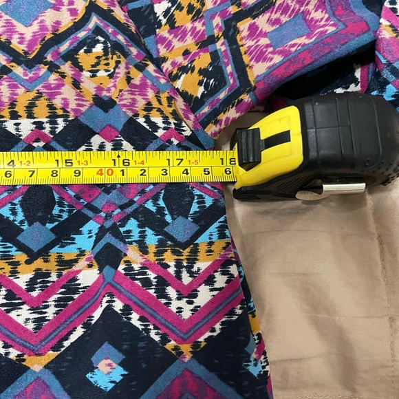 EVERLY-Notch V-Neck Shift Dress Purple Tile Print-Sz.M - Picture 11 of 14